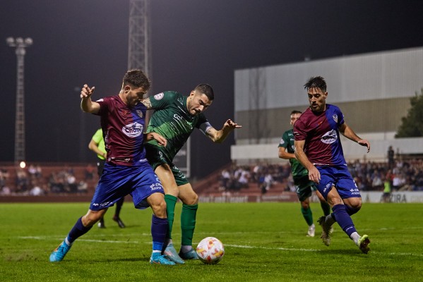 El Alzira cae en la prórroga y el Arenteiro se proclama campeón