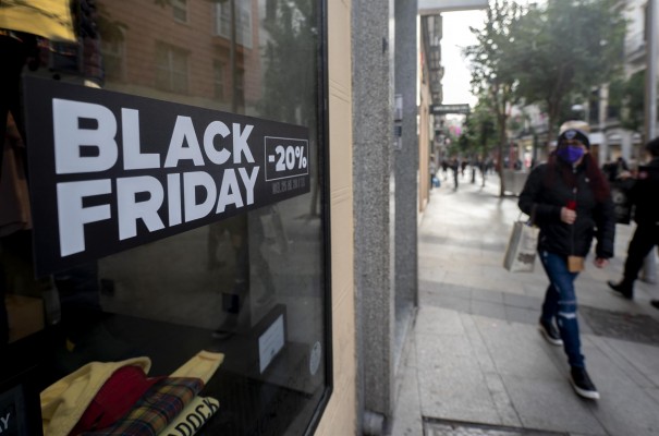 El Black Friday creará 1.220 empleos en la Región, un 14% menos que el año pasado