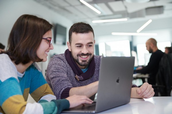 New Work SE busca perfiles tecnológicos para sus oficinas de València y Barcelona