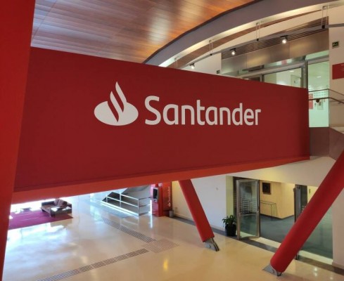 Banco Santander paga dividendo a razón de 0,05 euros por cada acción