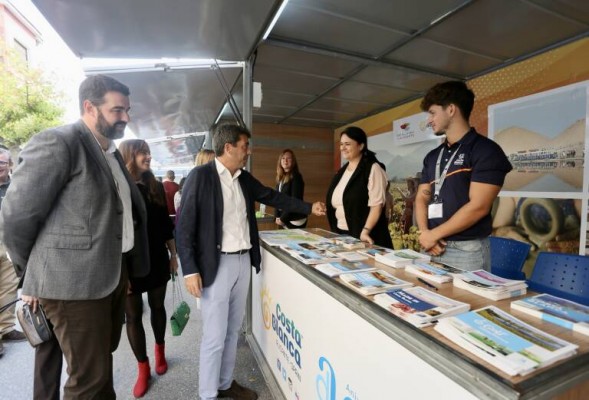 La Fira de Tots Sants de Cocentaina recibe medio millón de visitantes
