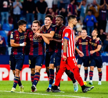 El Levante, primer equipo en encadenar cuatro victorias este curso en Segunda
