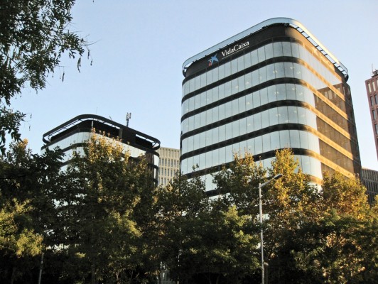 Casi uno de cada 4 euros en planes de pensiones en España lleva el cuño de CaixaBank