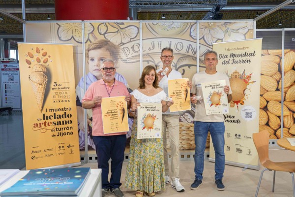 Siete maestros heladeros compiten para hacer 
el mejor helado artesano de turrón de Jijona
