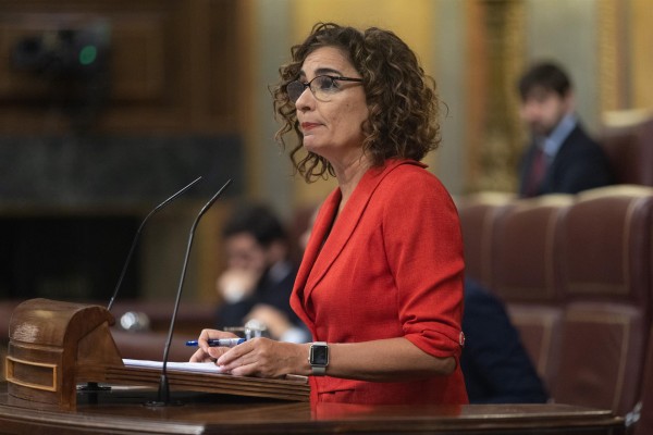 El Gobierno aprueba anteproyectos para la cesión de la gestión del impuesto de residuos a seis CCAA
