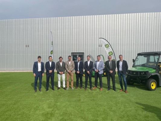 La americana John Deere se apoya en dos empresas de la Región para su nuevo centro de innovación agrícola