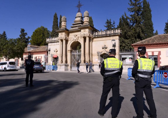 El dispositivo para Todos los Santos en Murcia se activa con 210 policías y más autobuses