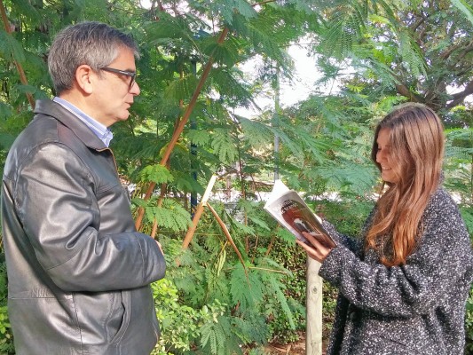 Companyia Austrohongaresa de Vapors: el somni editorial d’un pare encarnat en la seua filla