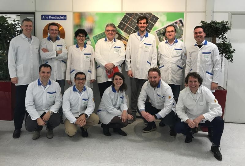 La UPV trabaja en el desarrollo de chips fotónicos de última generación que aceleran el rendimiento