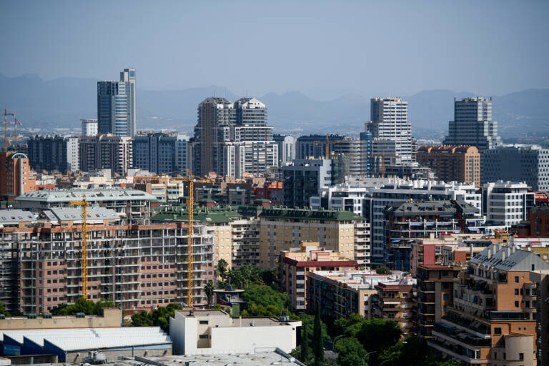 De la alegría a la cautela. ¿Fin de fiesta en el sector inmobiliario?