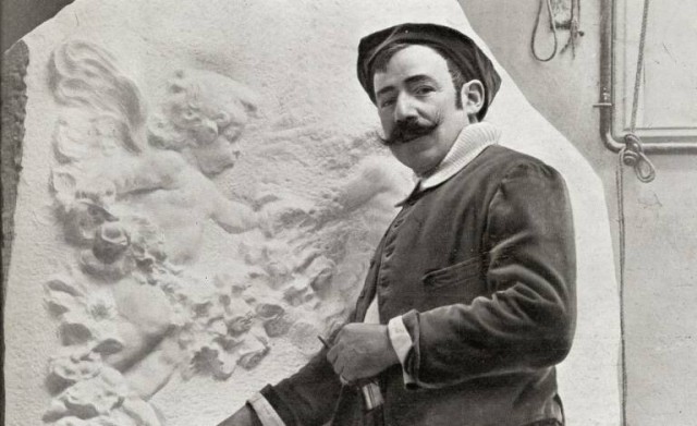 El Ayuntamiento restaura la tumba del escultor Mariano Benlliure 