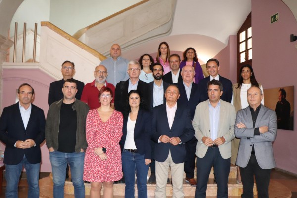 Plataforma per un Finançament se concentrará en noviembre y se desmarca de la cita de la Cámara de Alicante  