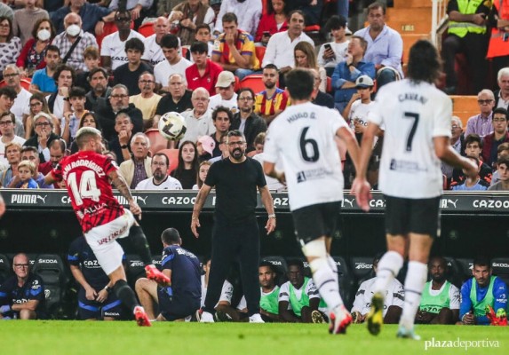 Valencia y Barcelona miden al peso sus dudas en Mestalla