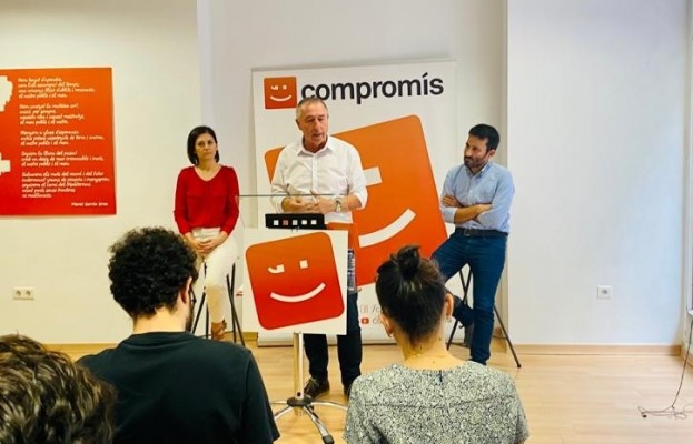 Joan Baldoví apoya a Aitana Mas y dice que el cese de Mireia Mollà propiciará 