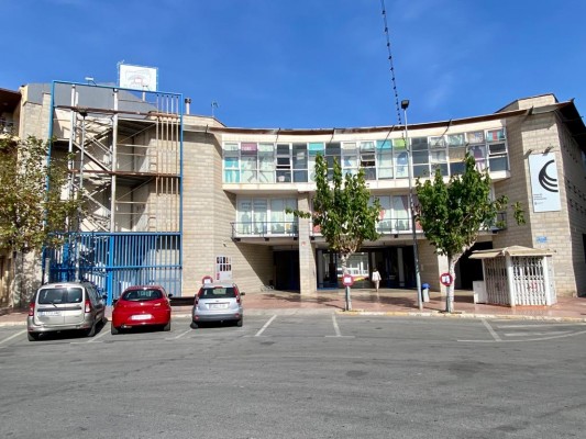 El Campello abre un concurso para diseñar la lona de 54 metros cuadrados de la casa de cultura