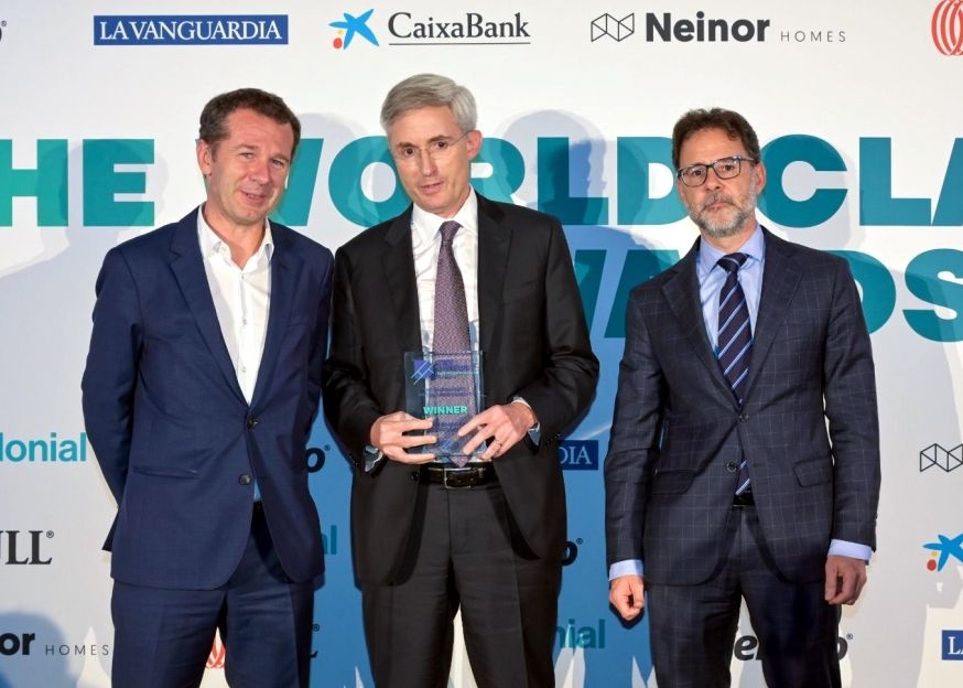 El CEO de Anticipa y Aliseda, Eduard Mendiluce, en la entrega de los premios | Foto de Anticipa Real Estate y Aliseda Inmobiliaria.   - 