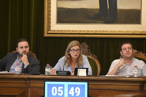 El Fadrell y la oposición siguen a lo suyo: de 