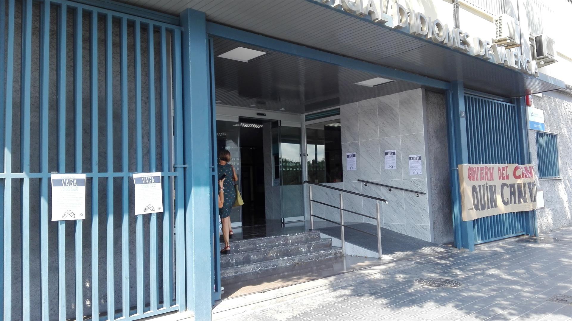 Profesorado de la EOI virtual se concentrará por la 