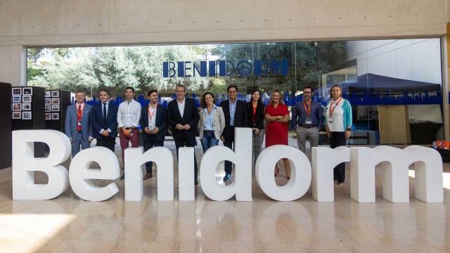 'Viajar' sin salir de casa: Benidorm debate sobre las oportunidades del metaverso en turismo