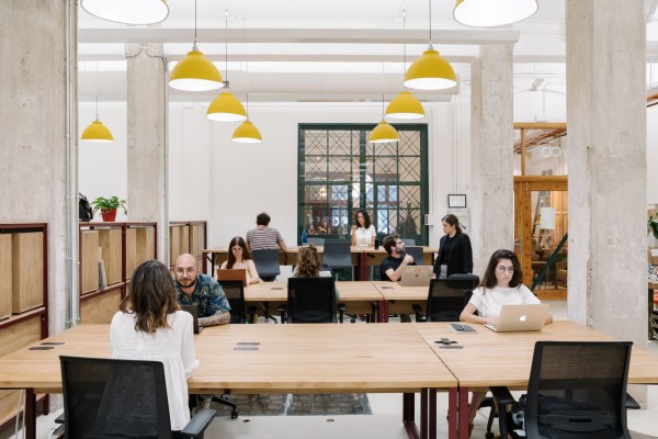 Las empresas extranjeras ya copan el 50 % de los espacios de coworking en València