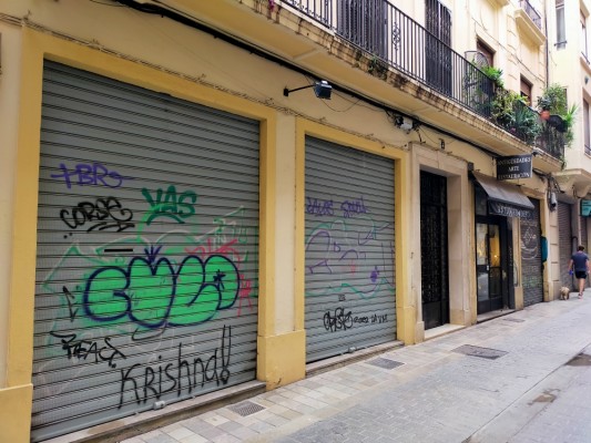 Ciudadanos se muda de la llamativa sede de San Vicente a un bajo en una bocacalle de La Xerea