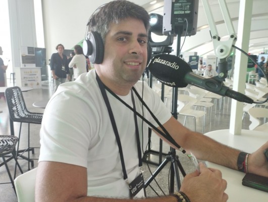  Adrián Posada: 