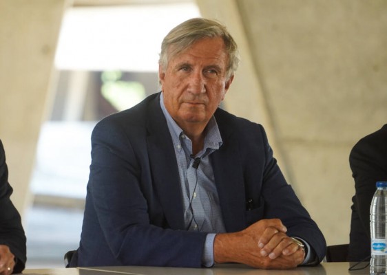 Mark Fenwick: “El año que viene empezamos con el Nou Mestalla”

