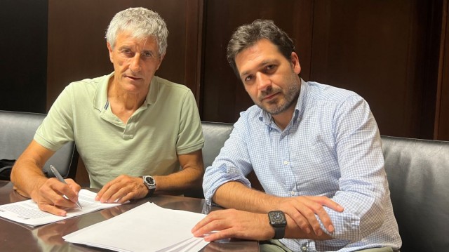 Quique Setien firma con el Villarreal hasta el 30 de junio del 2024
