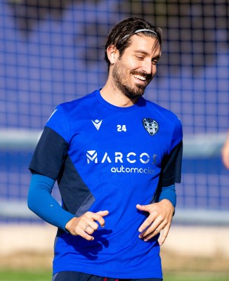 Campaña continúa su puesta a punto con vistas al Sporting
