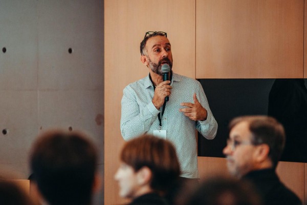 Armand Llàcer: 