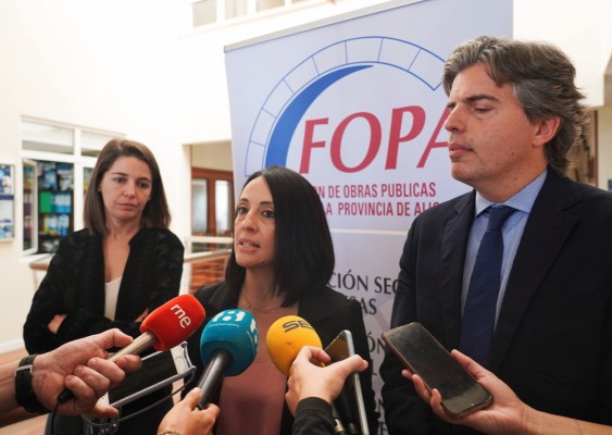 La consellera Torró anuncia que Alicante recibirá 100 millones en obras públicas y de FGV