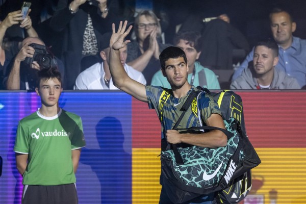 Alcaraz lo vuelve a hacer: protagoniza en Basilea su décima remontada del año