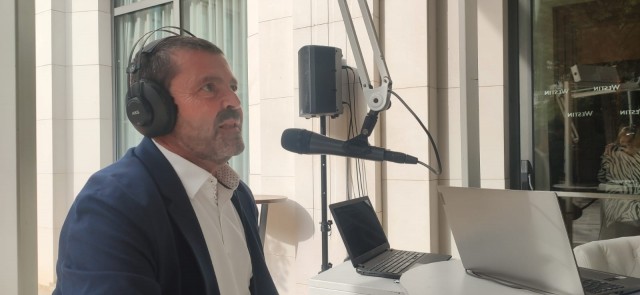 Óscar Carrión: 