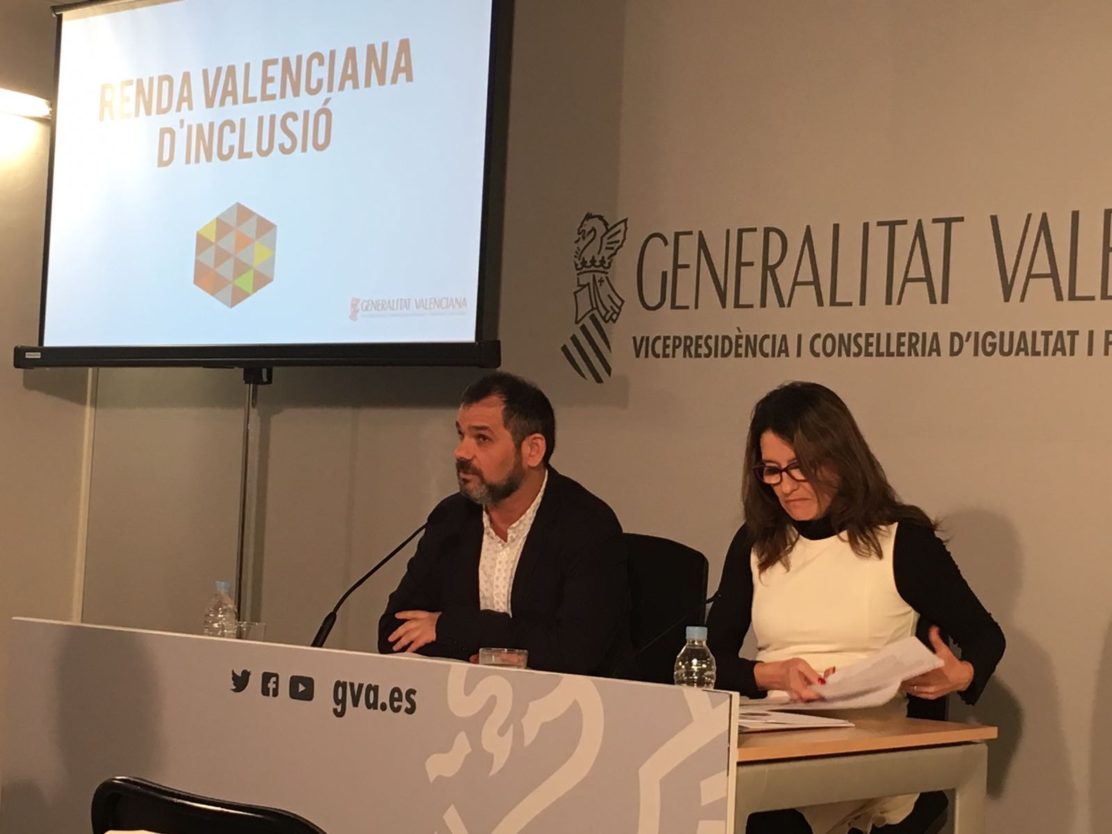 La nueva renta de inclusión social sube a 532 euros y abre el rango de beneficiarios