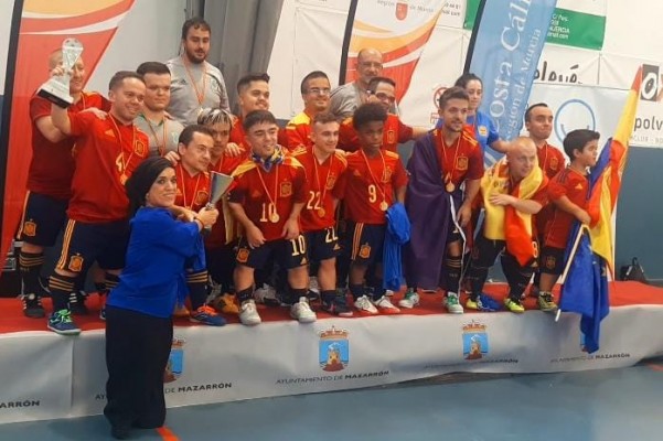 España es la mejor selección continental en la I Copa de Europa de talla baja en Mazarrón 