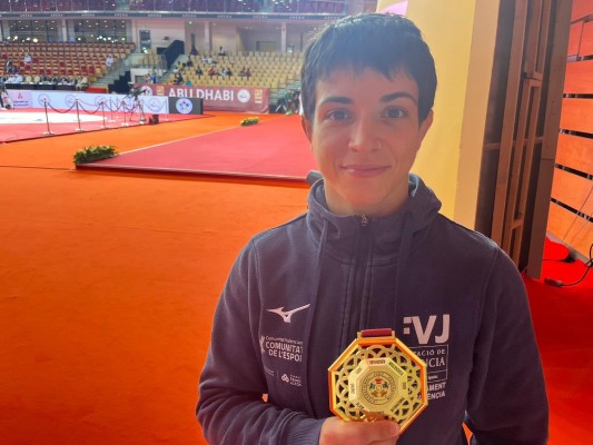 Julia Figueroa y Salva Cases, oro y bronce en el Grand Slam de Abu Dabi