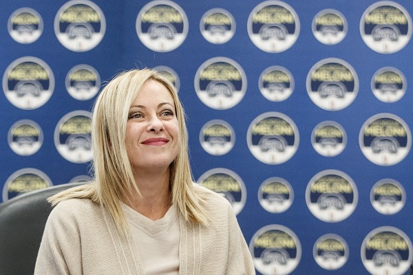 Meloni jura su cargo como primera ministra en el principio de la toma de posesión del Gobierno