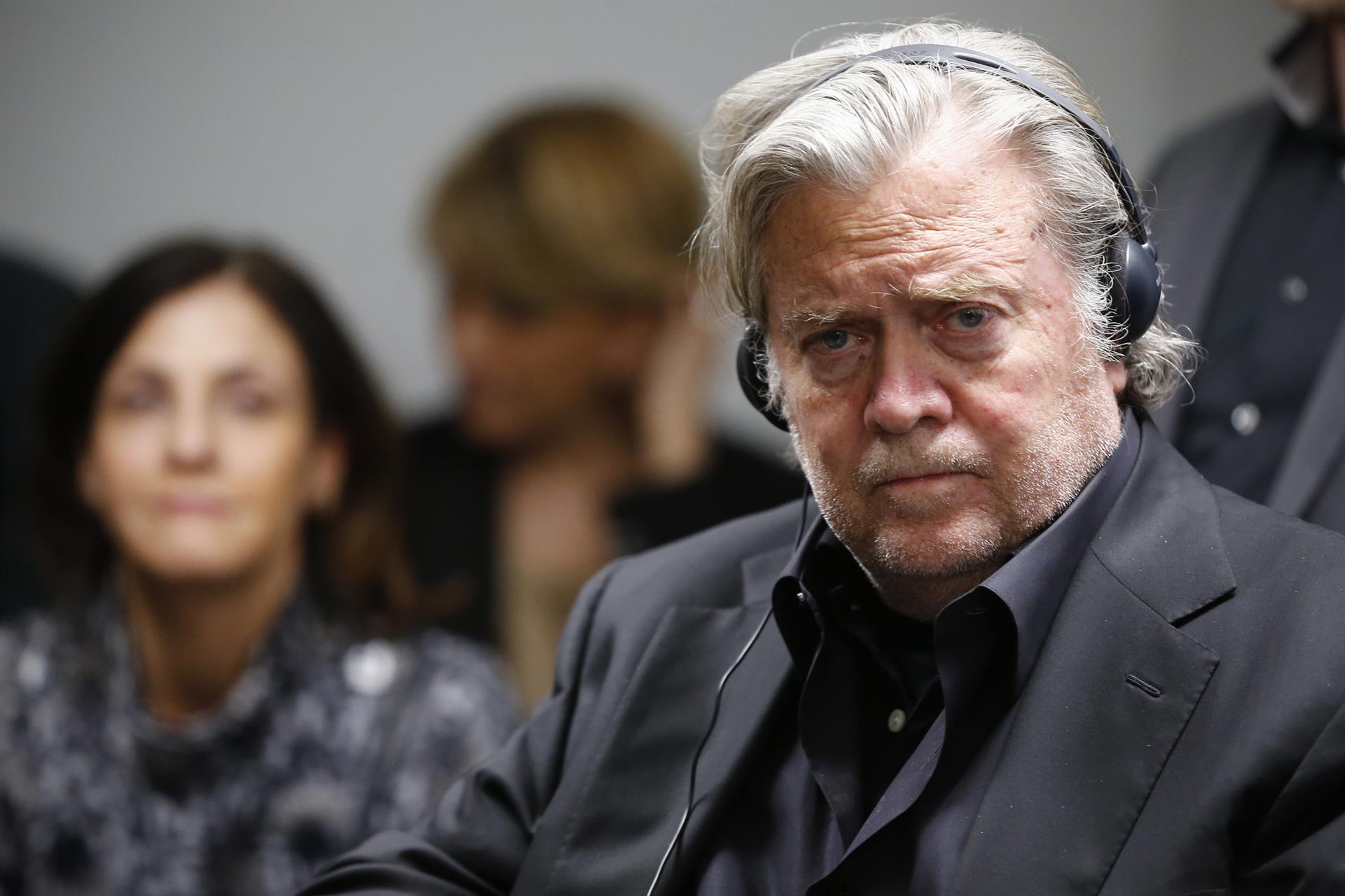 Steve Bannon, sentenciado a cuatro meses de cárcel por desacato