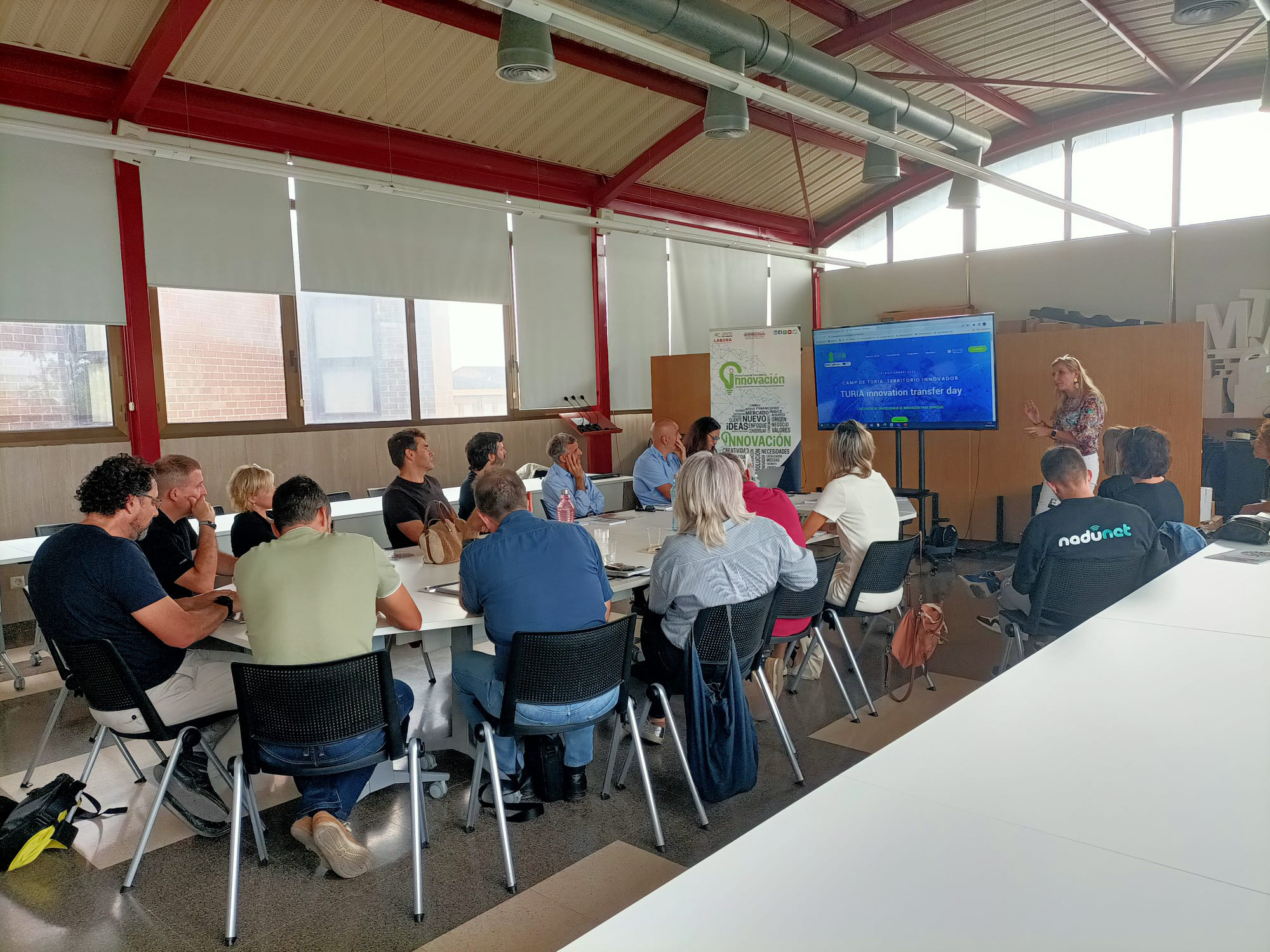 Reunión sobre el Innovation Transfer Day. Foto: Mancomunitat Camp de Túria - 