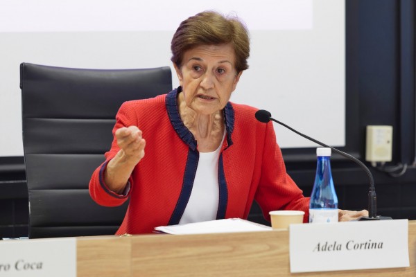 Cortina defiende la necesidad de una asignatura de Ética en la FP y los grados universitarios