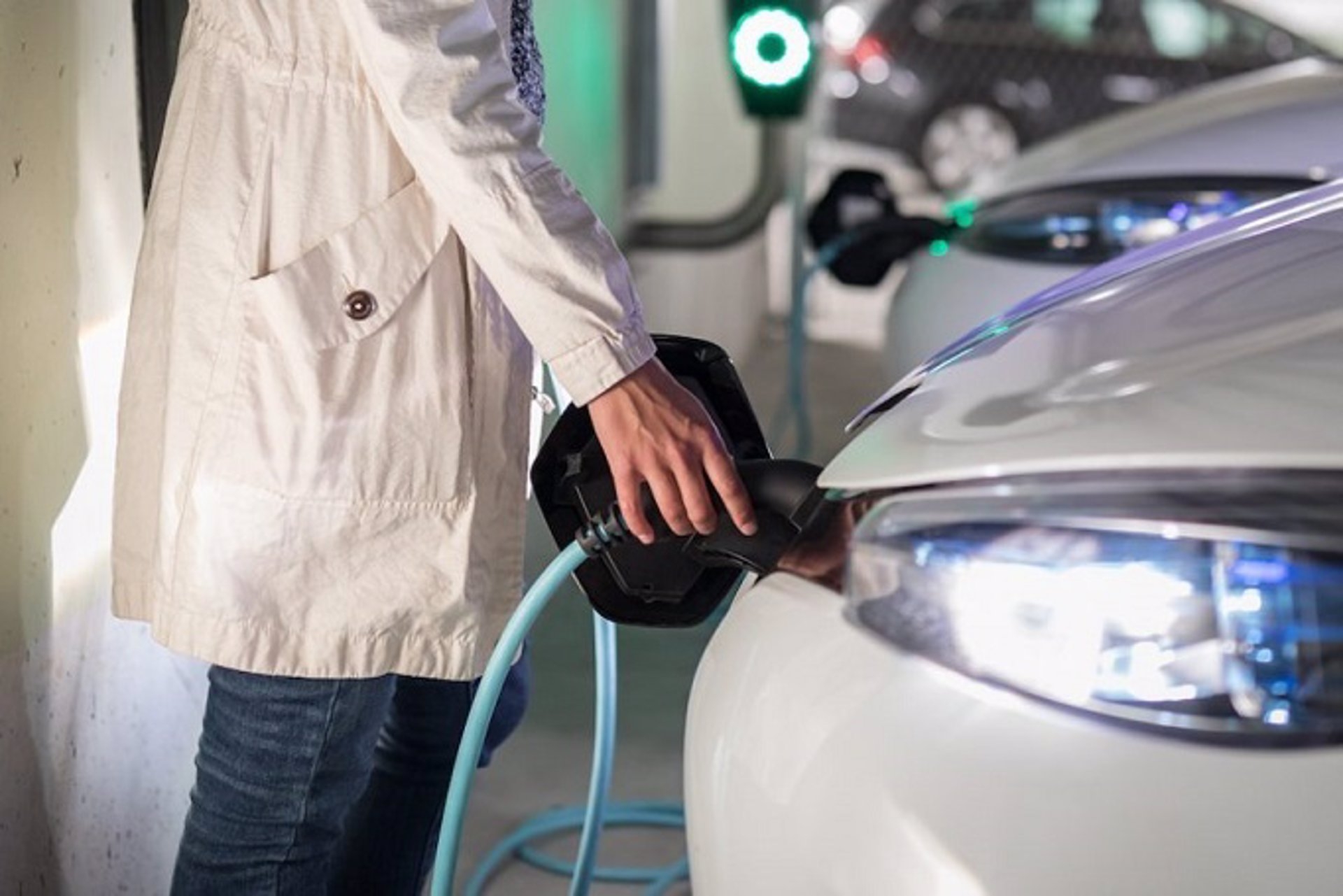 Sánchez señala que hay ayudas adicionales fuera del Perte VEC para los proyectos del automóvil