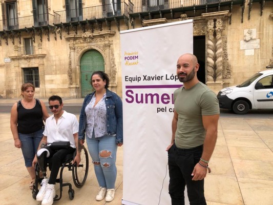 López presenta su candidatura como alcaldable de Podem 