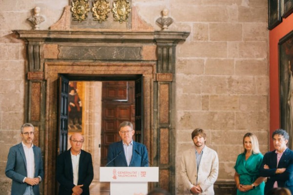 Les Corts aprueban las ayudas al Imserso con la sombra de la comisión bilateral con el Gobierno