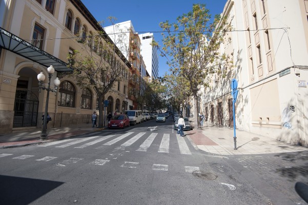 Comercio implica a la Universidad de Alicante para peatonalizar Constitución, Bailén y Maisonnave