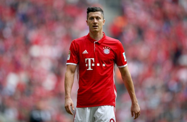 Lewandowski se mofa del Balón de Oro en las redes sociales