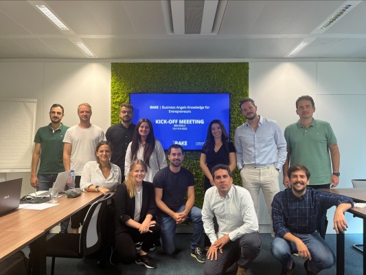 Bake, el programa europeo que acerca los ángeles inversores a emprendedores y pymes 