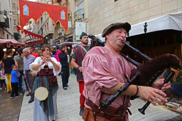 El Festival Medieval de Elche arranca este jueves con la inauguración del mercado