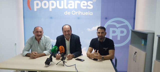 El PP de Orihuela tiende la mano a Gracia para aprobar los presupuestos, que siguen sin fecha