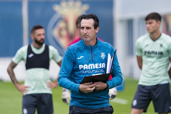 El Villarreal quiere asaltar de nuevo el Camp Nou a costa de un Barça tocado