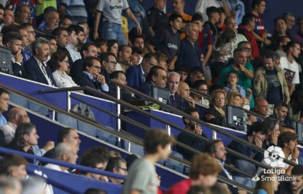'Levante Somos Todos' y la Fundación no se ponen de acuerdo en la búsqueda de alternativas a Quico Catalán